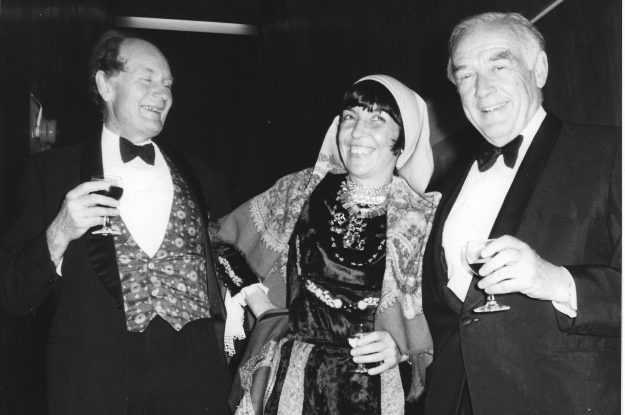 Oct 85 Leon Dinner pic